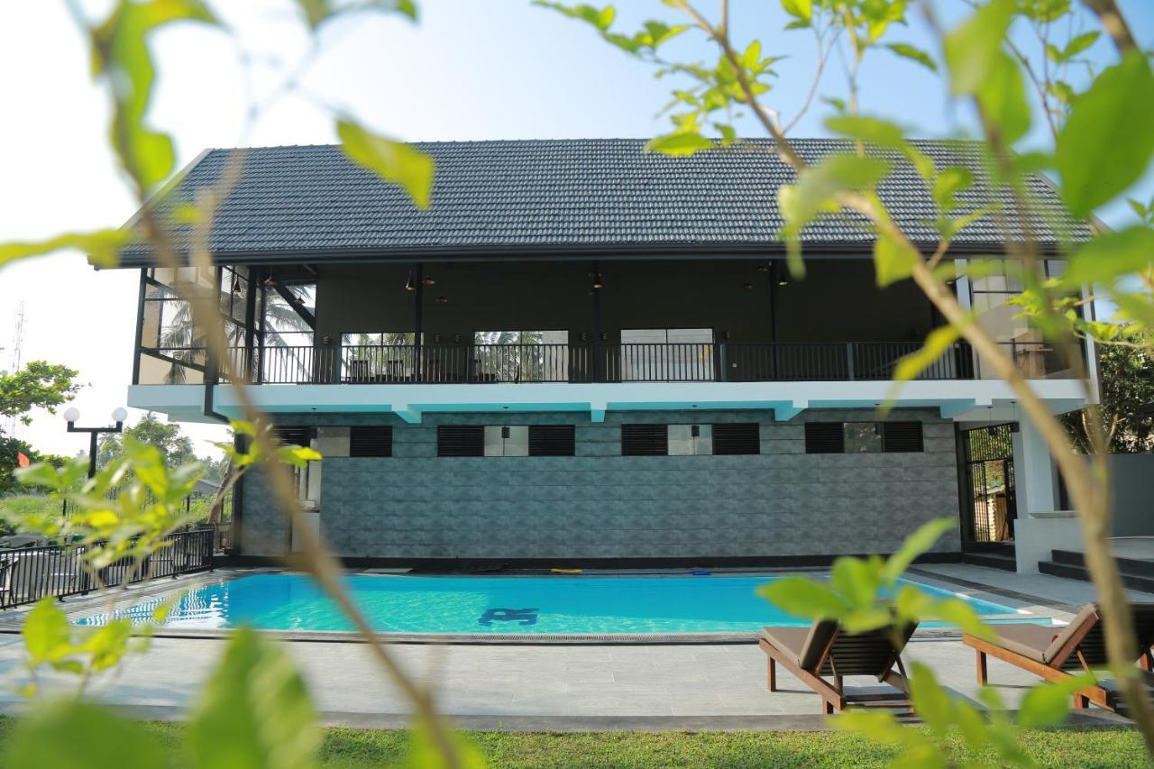 3R Resort Negombo Zewnętrze zdjęcie