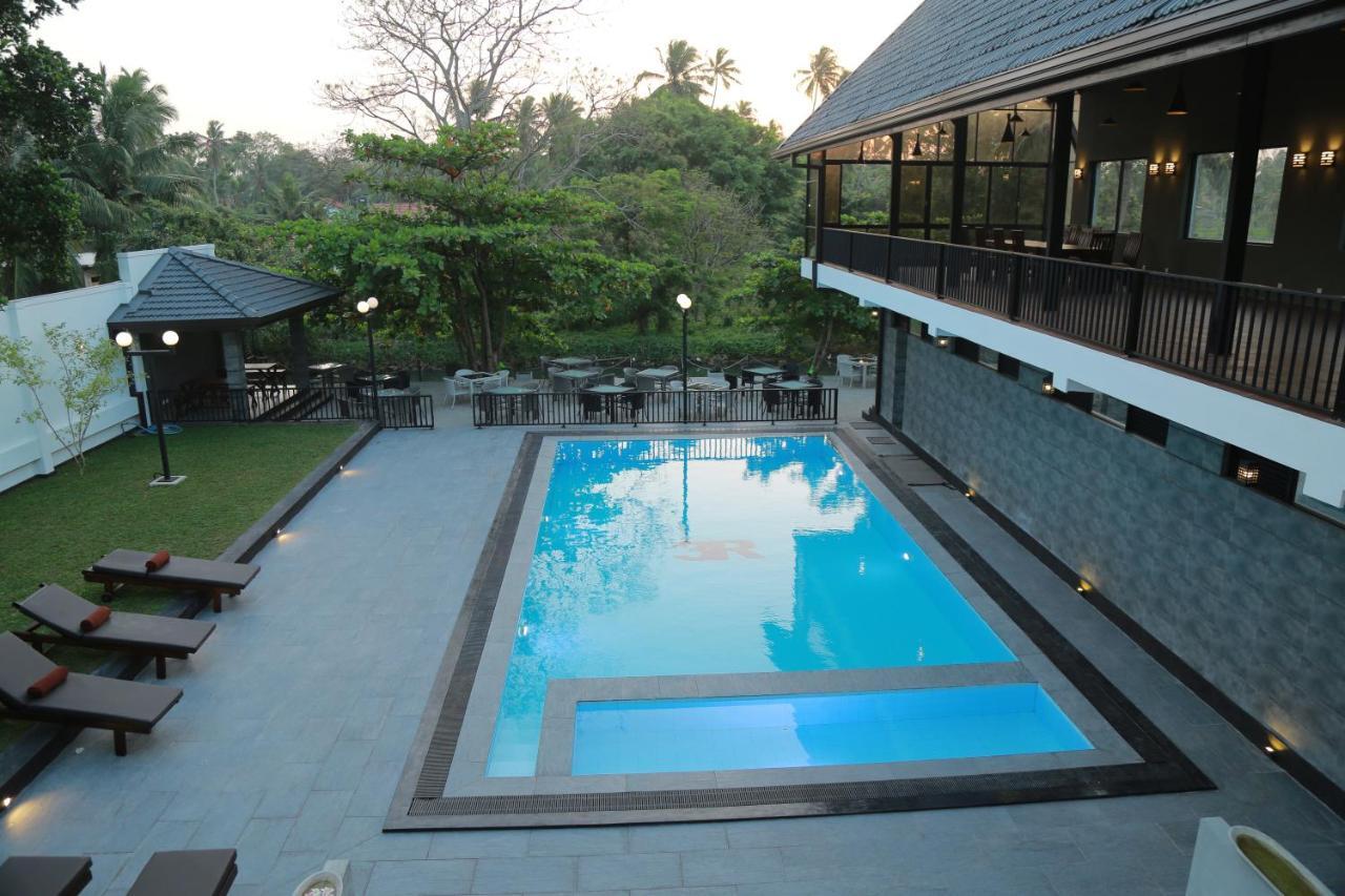 3R Resort Negombo Zewnętrze zdjęcie